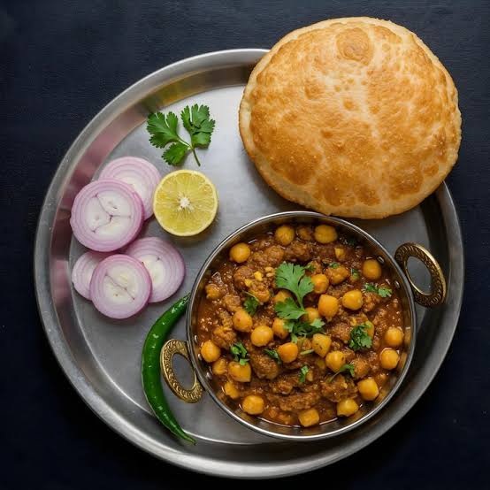 Chana Bhatura